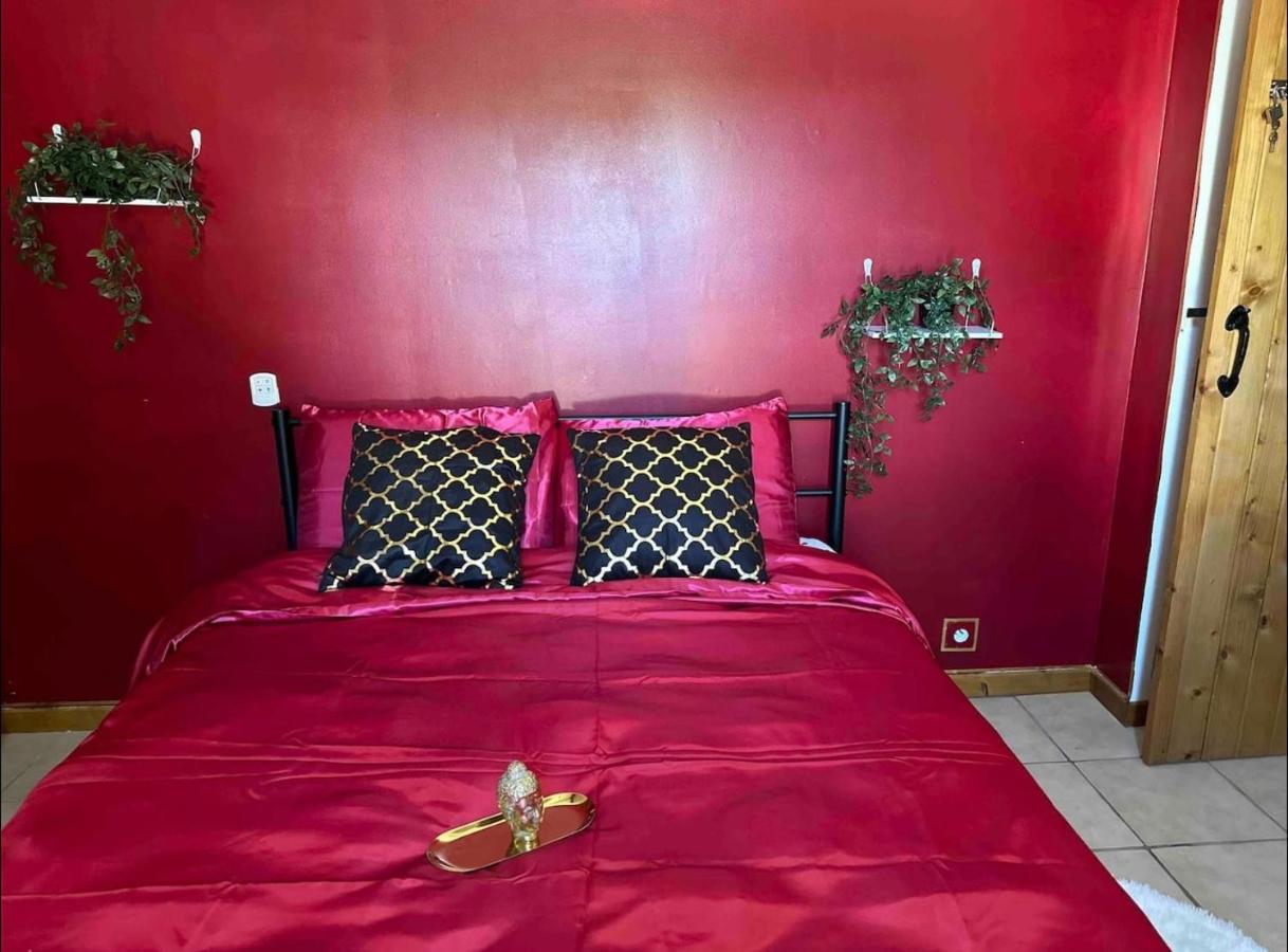Chez Marinette Bed and Breakfast Langoelan Εξωτερικό φωτογραφία
