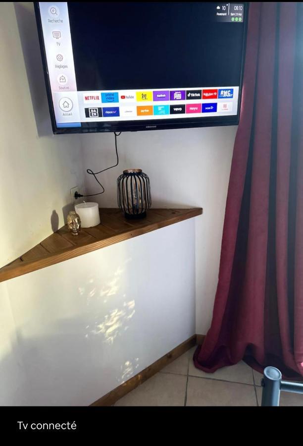 Chez Marinette Bed and Breakfast Langoelan Εξωτερικό φωτογραφία
